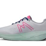 Karhu NZ Women's Ikoni 2021 Bright White/Neon Magenta