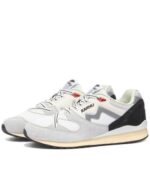 White Men's Synchron Classic Trainer Karhu NZ